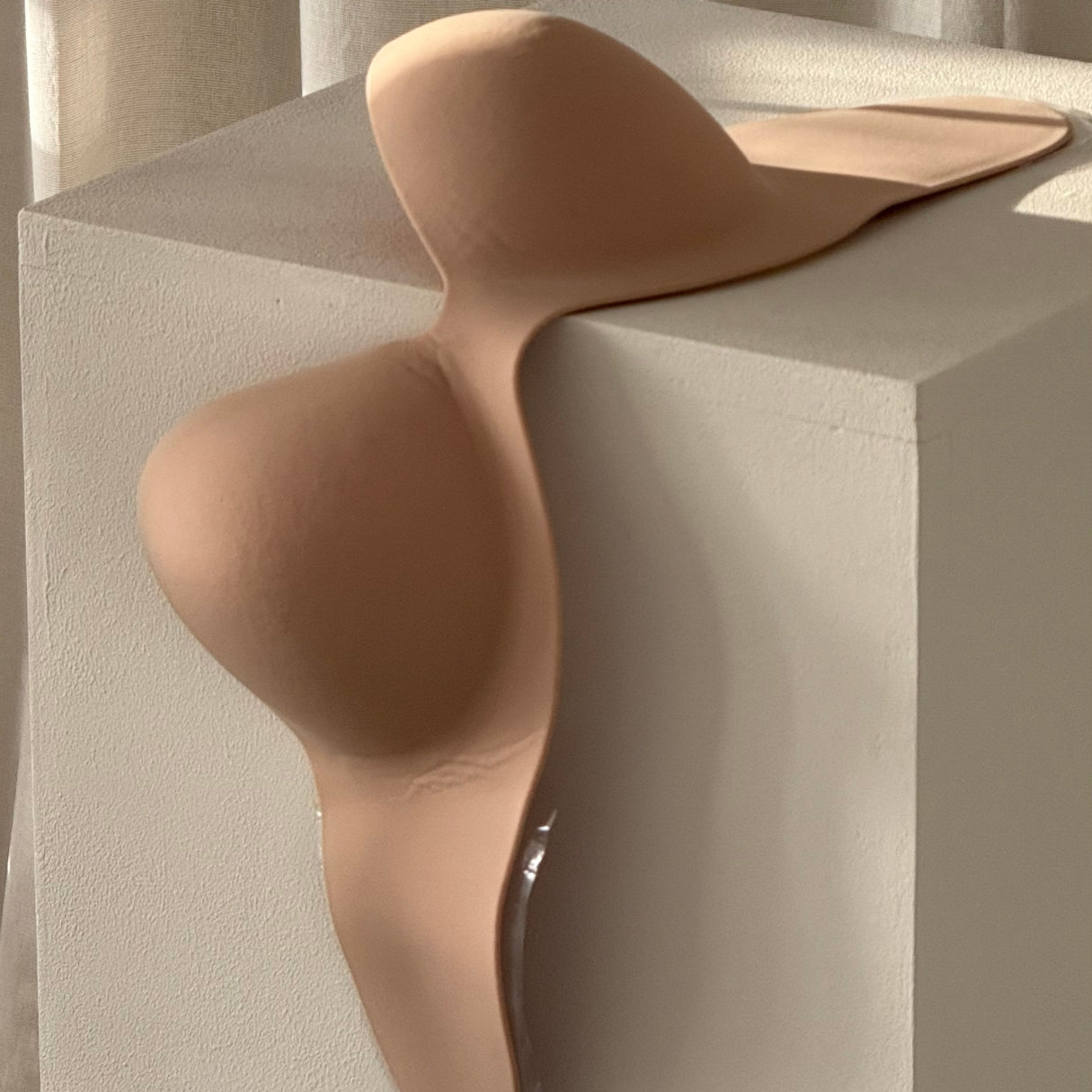 SOUTIEN-GORGE PUSH-UP ADHÉSIF SANS BRETELLES™